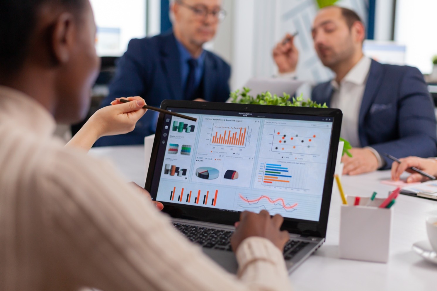 How Startups Can Build Their First Lead Generation System